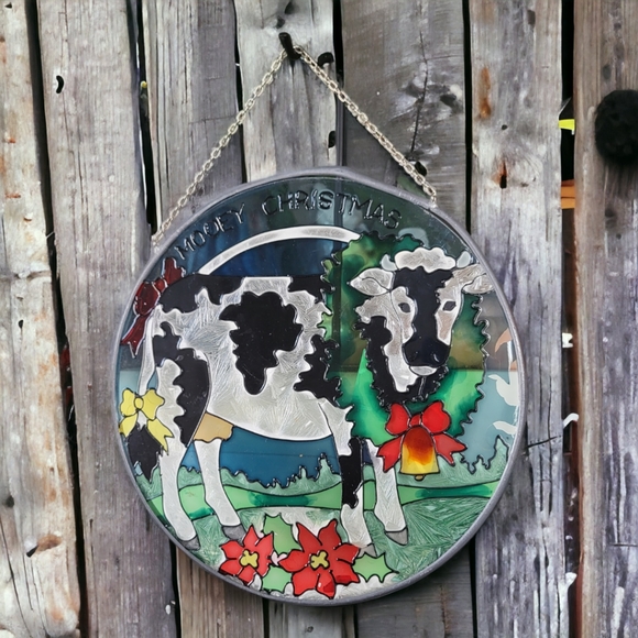 Round "Mooey  Christmas" Cow Suncatcher Window Display - Picture 5 of 5